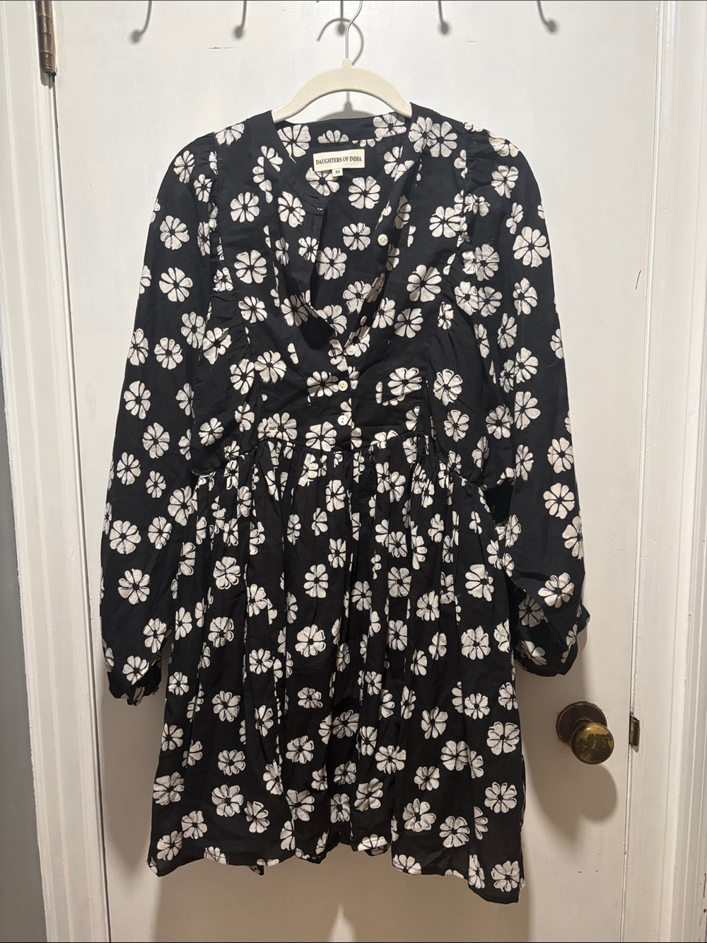 DAUGHTERS OF INDIA Anika floral mini dress size xs